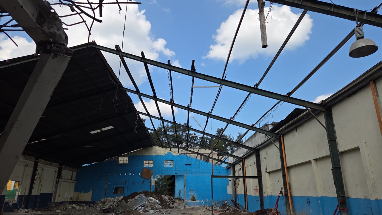 Retiro de estructura metálica industrial